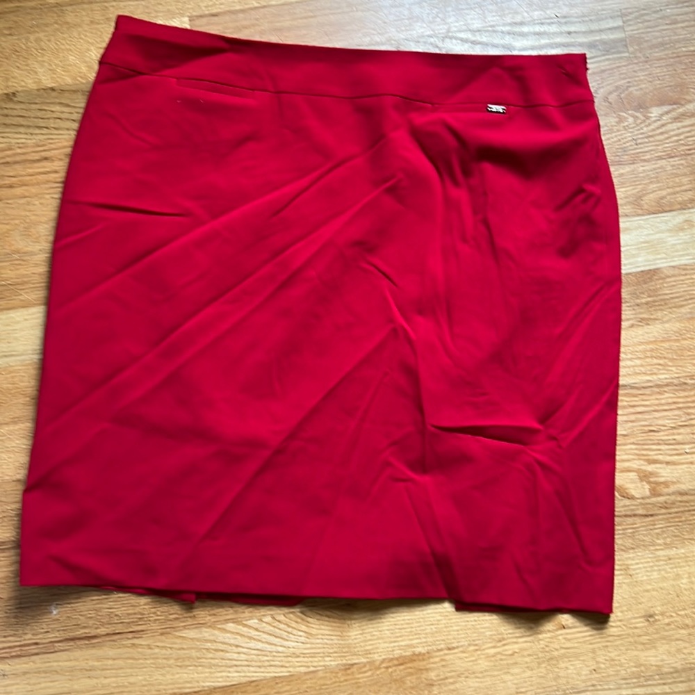 Adorable red suiting skirt